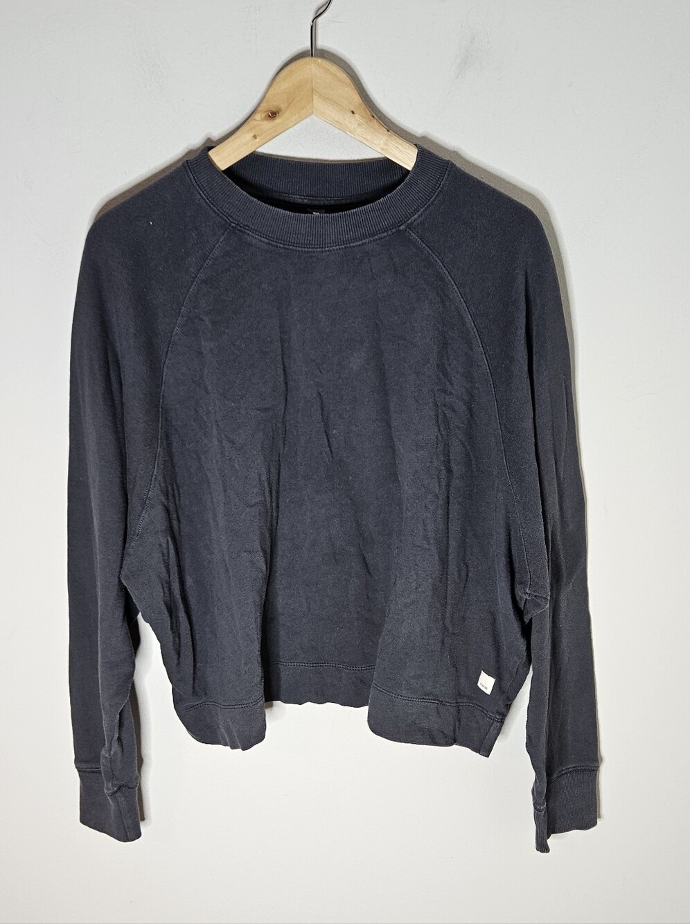 Vuori Restore Sweatshirt Oversized Crewneck Raglan Sleeves Walked Black S
